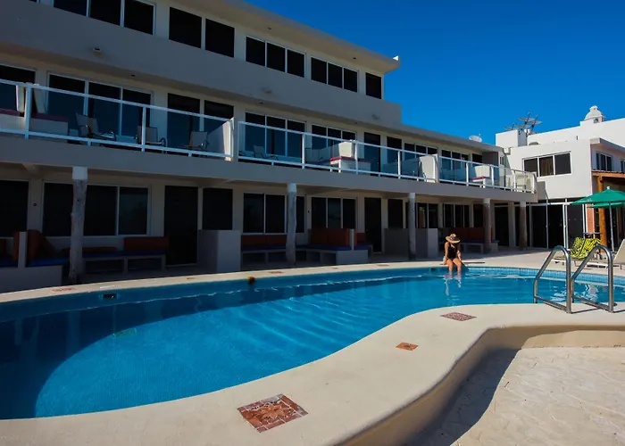 Hacienda Morelos Beachfront 3*