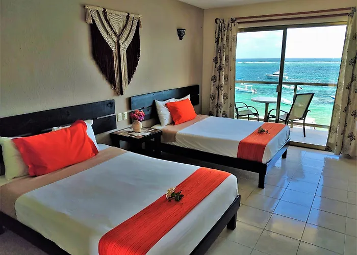 Hotel Hacienda Morelos Beachfront 3*