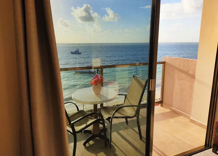 Hotel Hacienda Morelos Beachfront