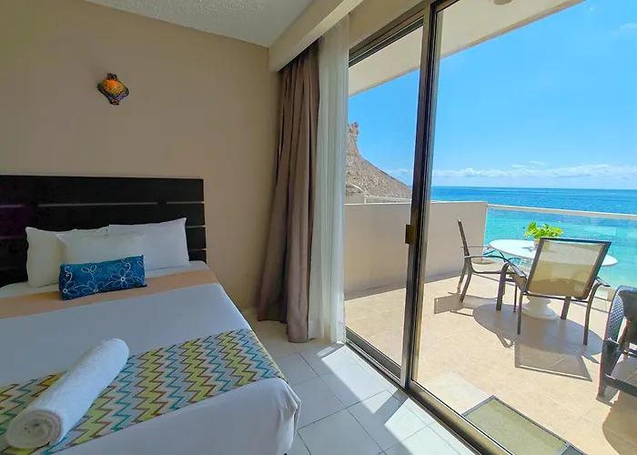 Hotel Hacienda Morelos Beachfront