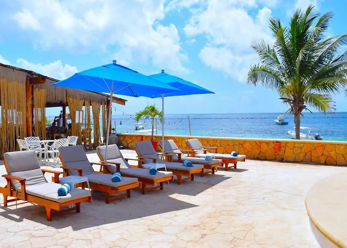 Hacienda Morelos Beachfront Hotel Puerto Morelos