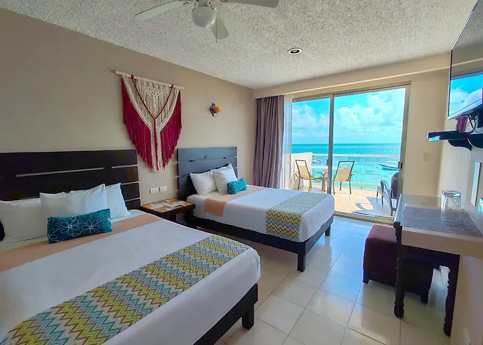 Hacienda Morelos Beachfront 3*